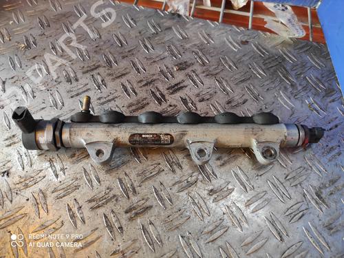 Used Injection rail RENAULT TRAFIC II Platform/Chassis (EL) 2.0 (EL0A) (120 hp) 17506464