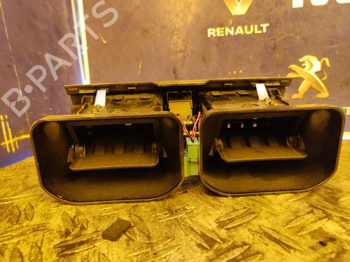 Air vent MERCEDES-BENZ C-CLASS (W204) C 220 CDI (204.002) | BP17509148I21