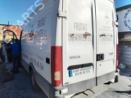 Windscreen washer tank IVECO DAILY III Van 29 L 11 V | BP30946643C113 