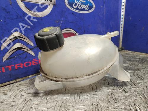 Used Expansion tank Expansion tank 17500484 17500484