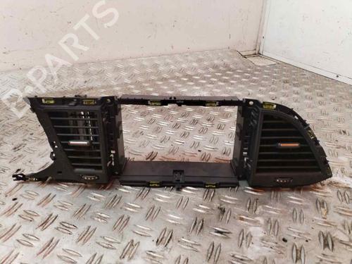 Used Air vent SEAT LEON (5F1) 1.6 TDI (105 hp) 19697576