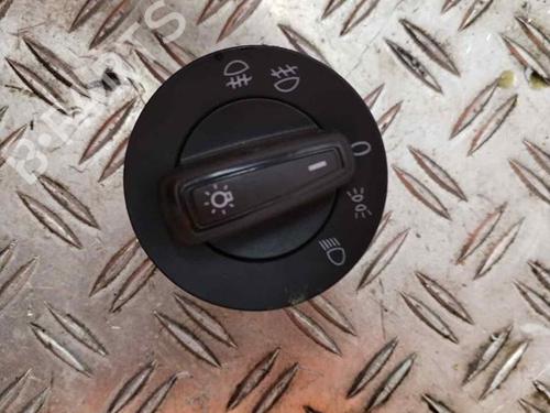 Used Headlight switch SEAT LEON ST (5F8) [2012-2020]  19541732