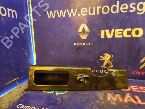 Used Right front window switch KIA SORENTO I (JC) 2.5 CRDi (170 hp) 17508345