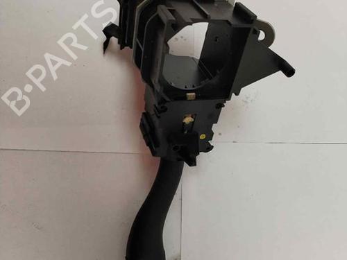 Used Steering column stalk AUDI A4 B7 Avant (8ED) 2.0 TDI 16V (140 hp) 18666017