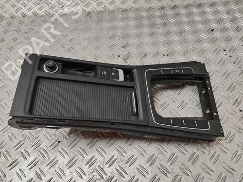 Used Middle console VW GOLF VII (5G1, BQ1, BE1, BE2) [2012-2021]  30944343