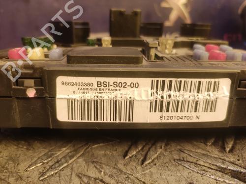 Fuse box PEUGEOT 407 (6D_) 2.0 HDi (6DRHHA) | BP17509251E1