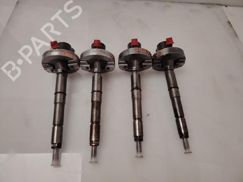 Injecteur RENAULT MASTER II Van (FD) 3.0 dCi 140 (FD0T, FD0S, FD2T, FD3S, FD8S) (136 hp) 31858700