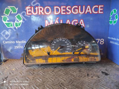 Used Instrument cluster MERCEDES-BENZ M-CLASS (W163) ML 400 CDI (163.128) (250 hp) 17506442