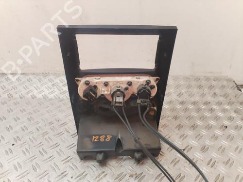 AC Styreenhet / Manøvreringsenhet FORD TOURNEO CONNECT 1.8 TDCi | BP30944133I5