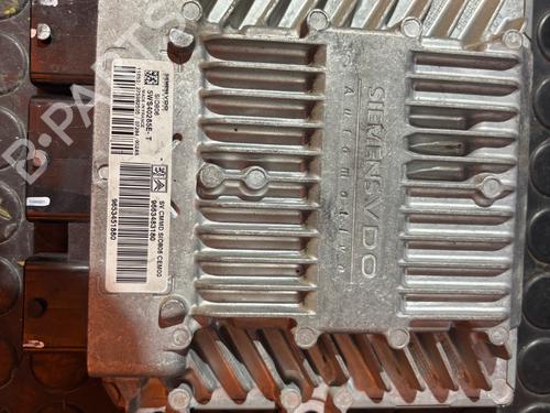 Used Engine control unit (ECU) CITROËN C2 (JM_) 1.4 HDi (68 hp) 24418115