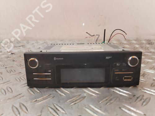Used Radio RENAULT KANGOO / GRAND KANGOO II (KW0/1_) 1.5 dCi 90 (KW05, KW08, KW0G, KW11) (90 hp) 30943201