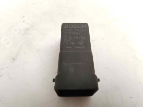 Used Electronic module RENAULT TRAFIC III Bus (JG_) 1.6 dCi 90 (JGME) (90 hp) 30942852