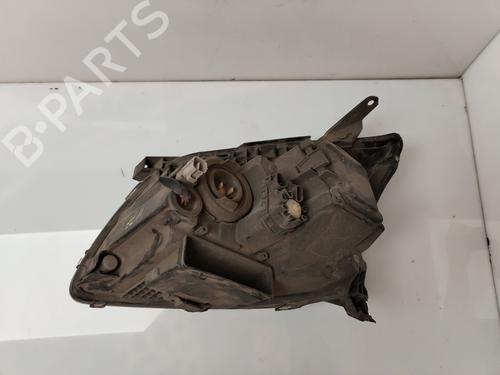 Right headlight TOYOTA AVENSIS Saloon (_T25_) 2.0 D-4D (CDT250_, CDT250R) | BP31136643C29