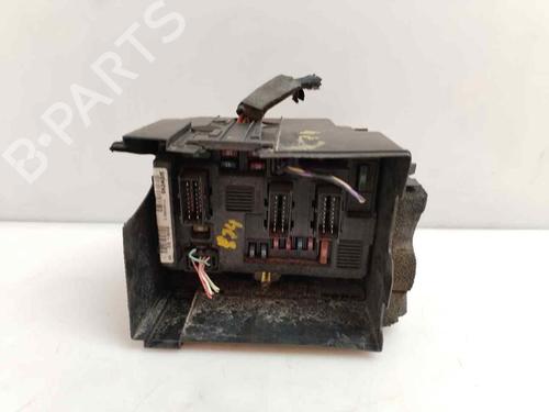Used Fuse box CITROËN BERLINGO / BERLINGO FIRST Box Body/MPV (M_) 2.0 HDI 90 4WD (MBRHY, MCRHY) (90 hp) 25990288