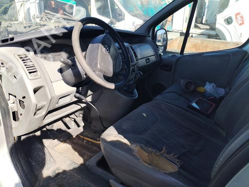 Front right window mechanism NISSAN PRIMASTAR Van (X83) 2.0 dCi 90 | BP30946641C23