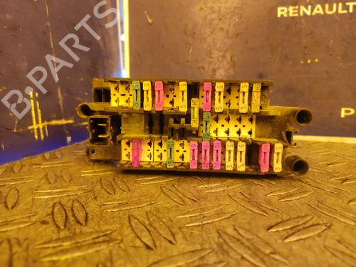 Used Fuse box CITROËN BERLINGO MULTISPACE (B9) 1.6 HDi 90 4x4 (90 hp) 17509215