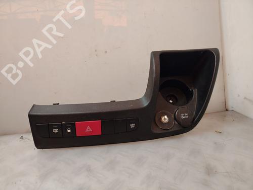 Used Warning switch Warning switch FIAT DUCATO Platform/Chassis (250_) [2006-2026] 40023139 40023139
