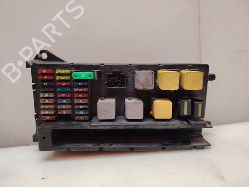 Used Fuse box Fuse box 37672299 37672299