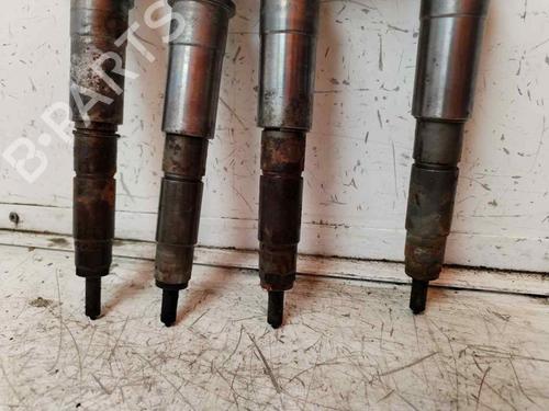 Used Injector OPEL VIVARO A Van (X83) [2001-2015]  18107947