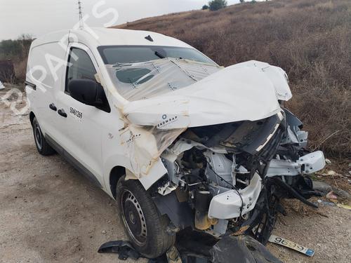 Egr RENAULT EXPRESS Box Body/MPV | BP30946870M69