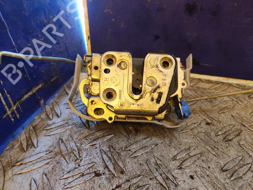 Høyre foran lås RENAULT MASTER III Van (FV) 2.3 dCi 110 FWD (FV0R, FV0W, FV1A) (110 hp) 17509571