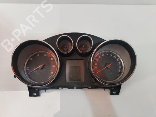Used Instrument cluster OPEL INSIGNIA A (G09) 2.0 CDTI (68) (131 hp) 30945559