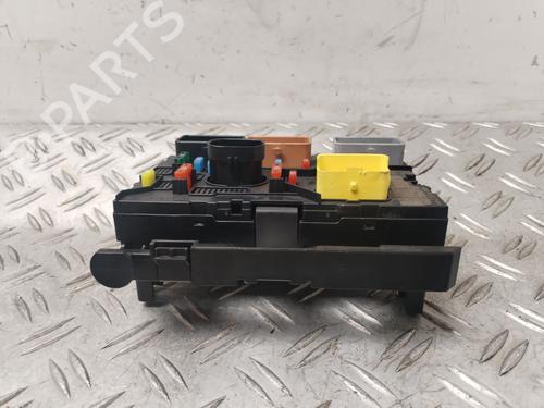 Fuse box PEUGEOT 207 (WA_, WC_) | BP30945423E1