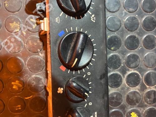 AC-Styringsenhed/Manøvreenhed RENAULT MASTER II Bus (JD) [1997-2010]  24418119