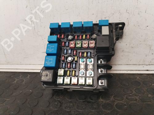 Used Fuse box HYUNDAI i30 (FD) [2007-2012]  17503835
