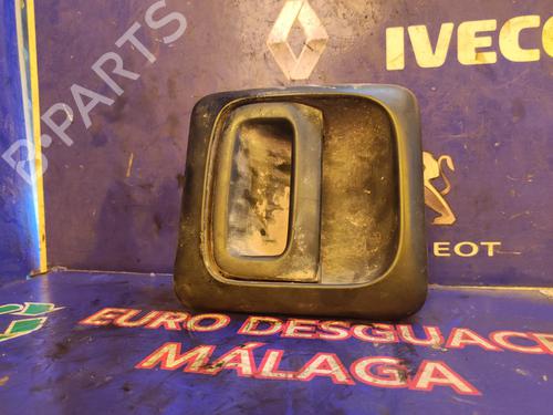 Used Front left exterior door handle PEUGEOT BOXER Van (244) 2.2 HDi (101 hp) 17509438