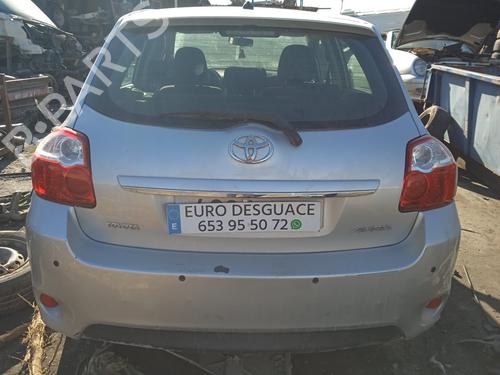 Fuse box TOYOTA AURIS (_E15_) | BP17501675E1