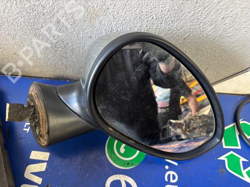 Used Right mirror Right mirror 24661467 24661467
