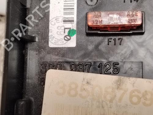 Fuse box VW PASSAT B6 (3C2) 1.9 TDI | BP37271068E1 - Image 4