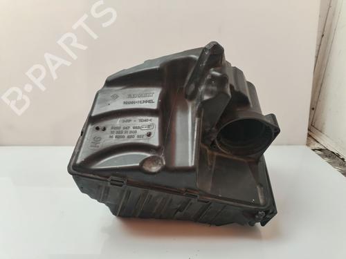 Used Air filter box RENAULT MEGANE III Grandtour (KZ0/1) [2008-2016]  30946814