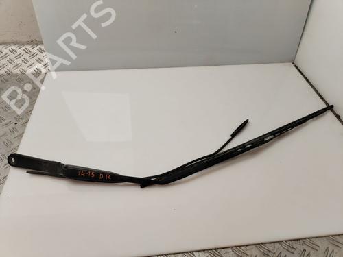 Used Front windshield wiper arm IVECO DAILY VI Platform/Chassis [2014-2026]  31600625