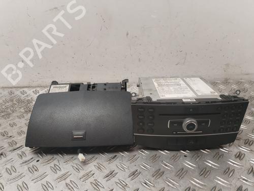 Used Radio MERCEDES-BENZ C-CLASS (W204) [2007-2015]  26385481