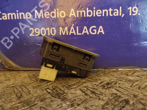 Used Right rear window switch CHRYSLER 300C (LX, LE) 3.0 CRD (218 hp) 17508003