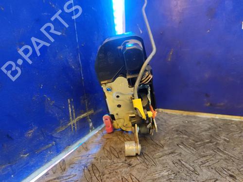 Used Front right lock CHRYSLER VOYAGER IV (RG, RS) 2.8 CRD (150 hp) 17500530