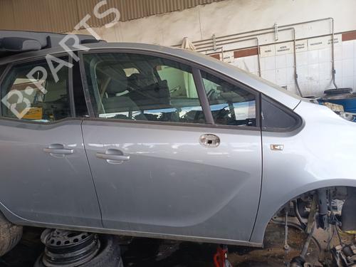 Used Right front door OPEL MERIVA B MPV (S10) [2010-2017]  25863082