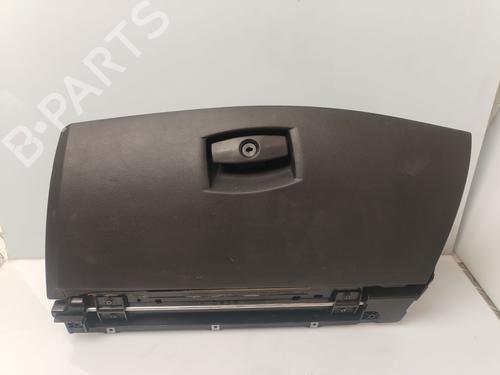 Used Glove box Glove box 37081905 37081905