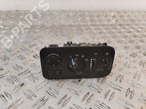 Used Headlight switch CHRYSLER VOYAGER IV (RG, RS) 2.8 CRD (150 hp) 30942900