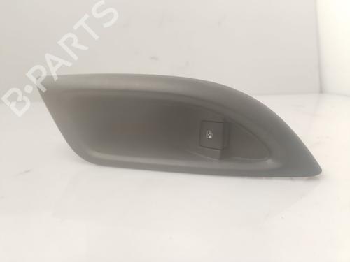 Used Right rear window switch OPEL ASTRA K Sports Tourer (B16) [2015-2022]  31331161