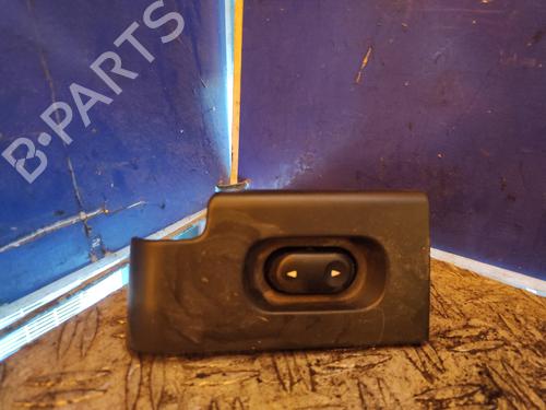 Used Right front window switch LAND ROVER FREELANDER I (L314) 2.0 Td4 4x4 (112 hp) 17507877