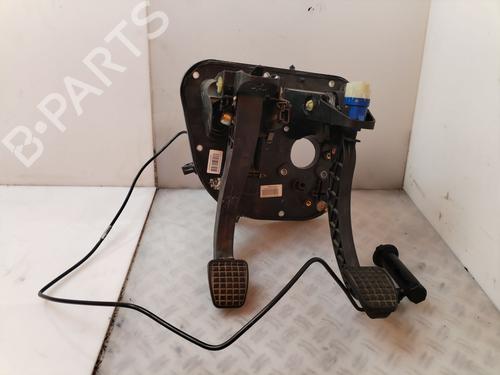 Pedal Pedal MERCEDES-BENZ SPRINTER 3,5-t Van (B906) 315 CDI (906.631, 906.633, 906.635, 906.637) (150 hp) 35963915 35963915