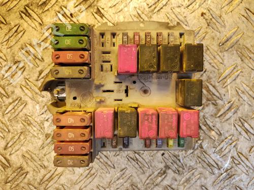 Used Fuse box PEUGEOT BOXER Van (244) [2001-2025]  17509568