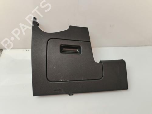 Used Glove box VW TOURAN (5T1) [2015-2026]  31600773