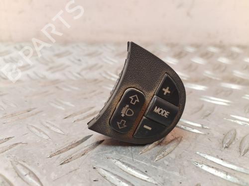 Commande de phare IVECO DAILY VI Van 33S13, 35S13, 35C13 (126 hp) 30944414