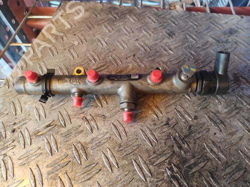 Injection rail VW TOUAREG (7LA, 7L6, 7L7) 3.0 V6 TDI | BP17506716M98