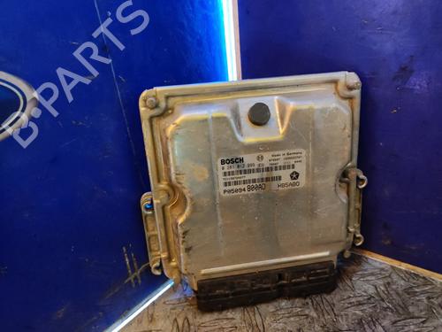 Used Engine control unit (ECU) CHRYSLER VOYAGER IV (RG, RS) 2.8 CRD (150 hp) 17500528