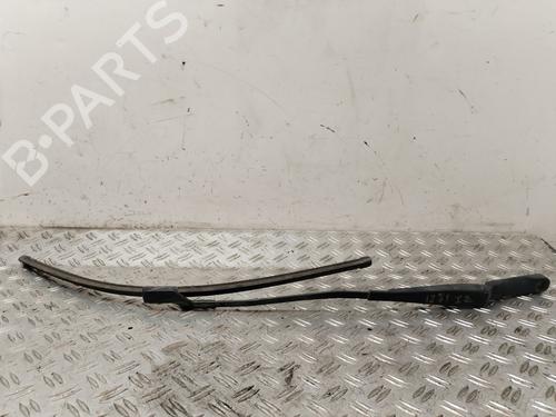 Used Front windshield wiper arm OPEL MERIVA B MPV (S10) [2010-2017]  30943830